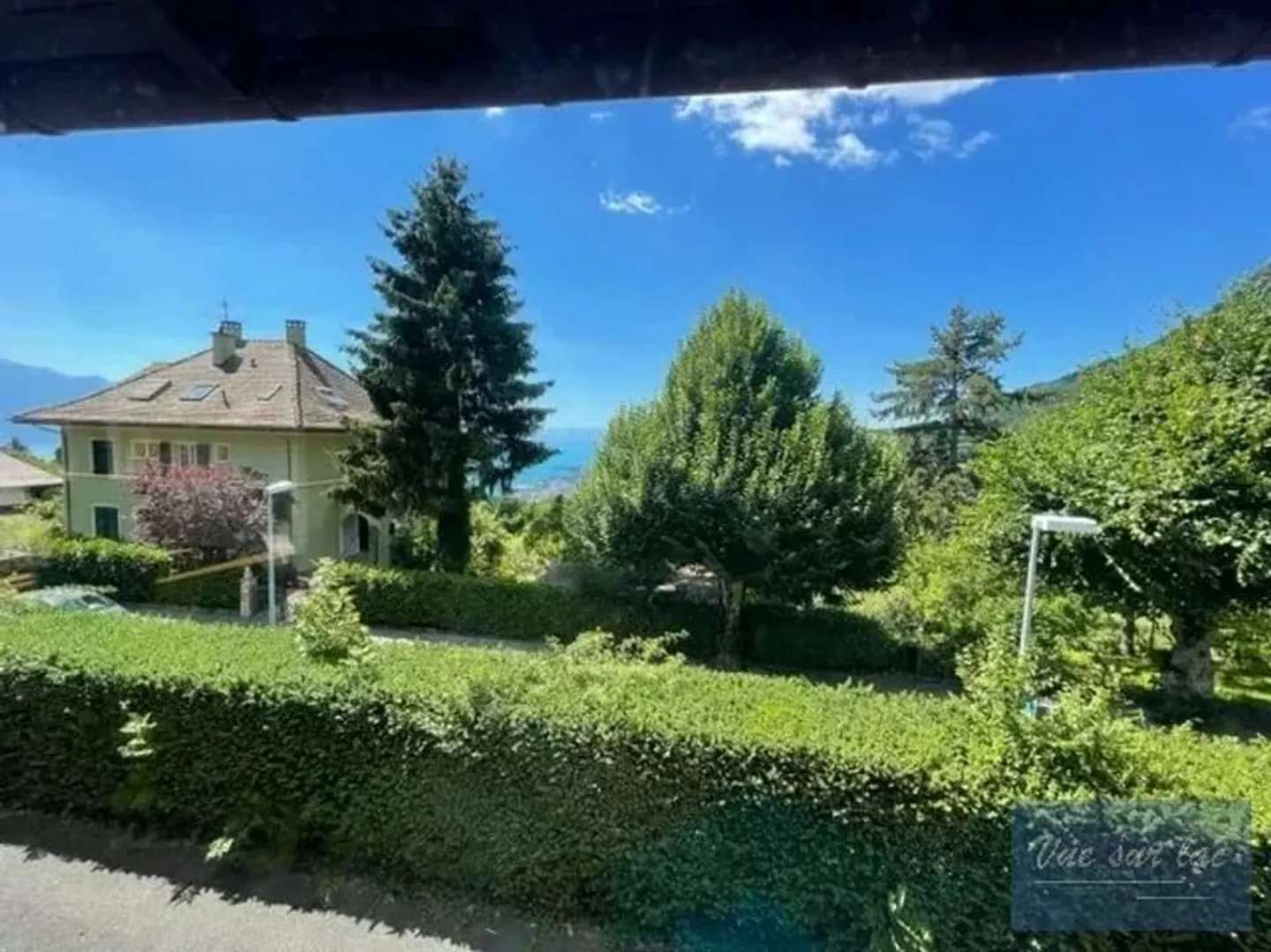 Maison Familiale Charmante avec Vue sur le Lac - Photo 7 sur 13