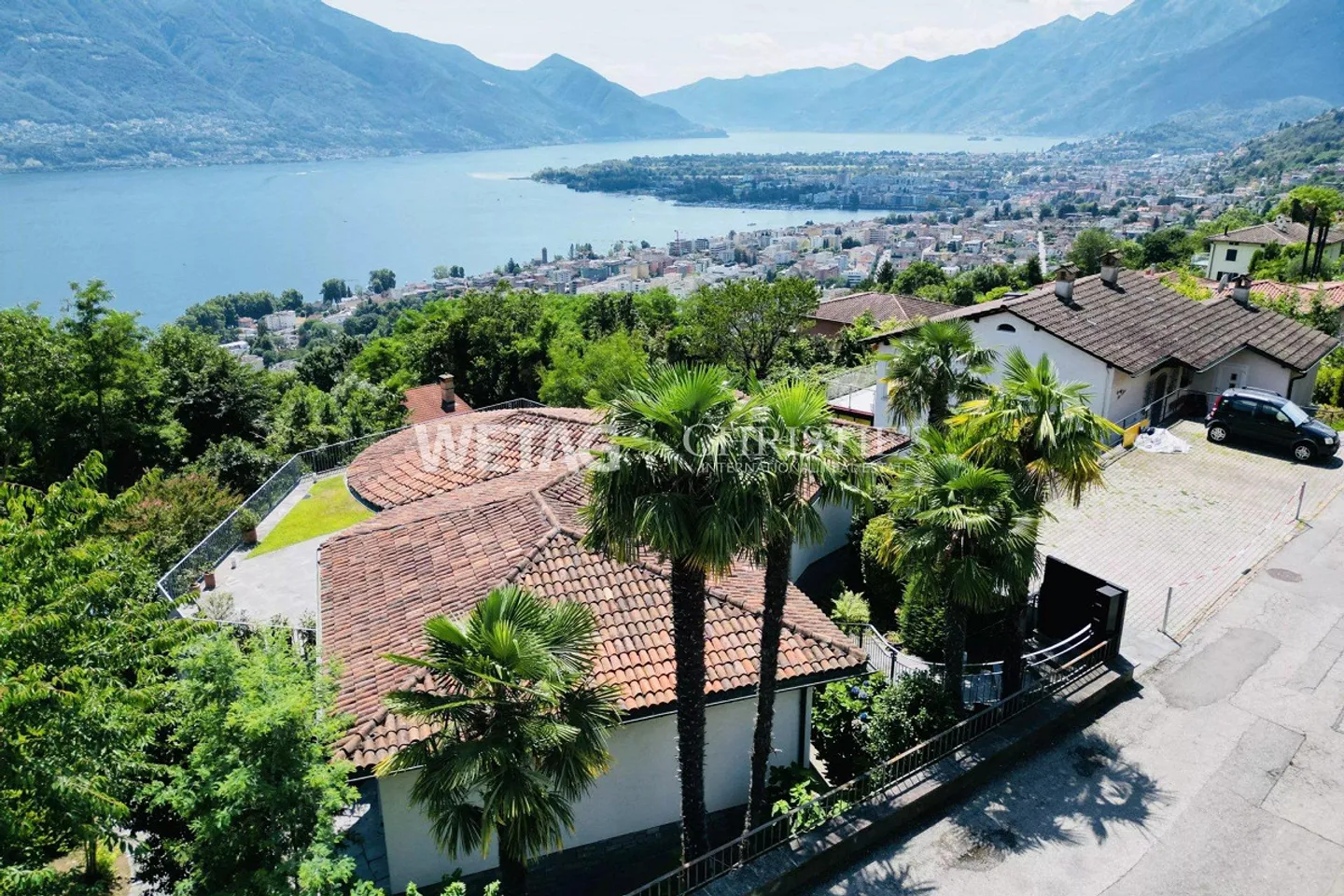 Charmante villa de style méditerranéen avec jardin et vue sur le lac à Minusio - Photo 2 sur 13
