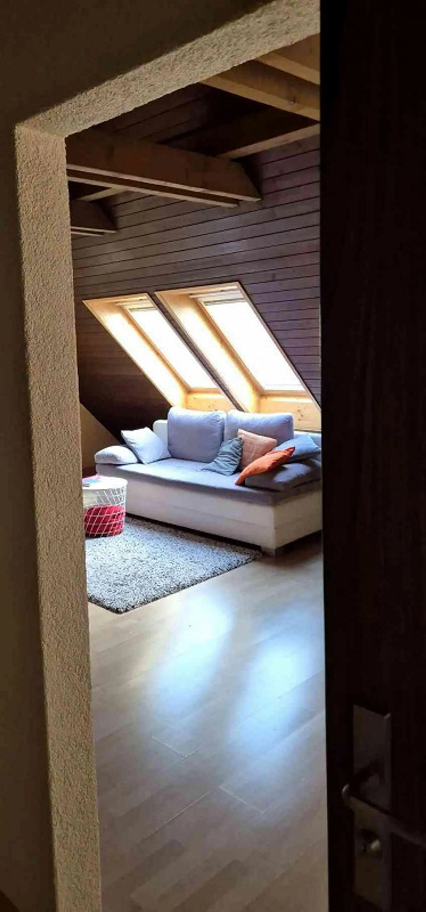 Appartement sous les combles de 2½ pièces au calme avec salle à manger séparée - Photo 8 sur 10