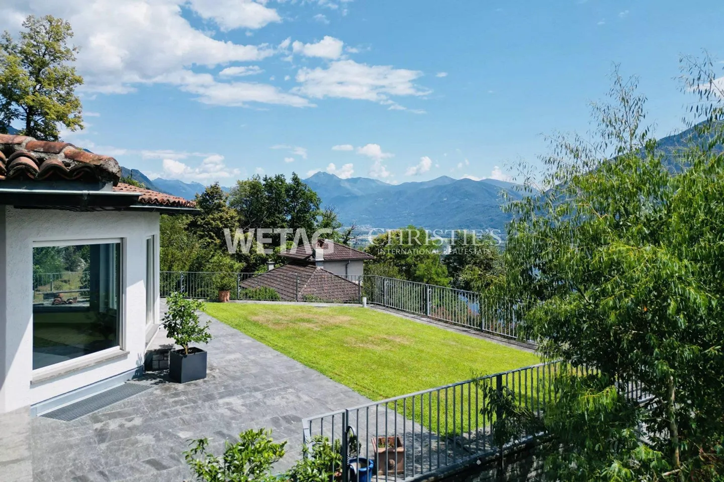 Charmante villa de style méditerranéen avec jardin et vue sur le lac à Minusio - Photo 12 sur 13