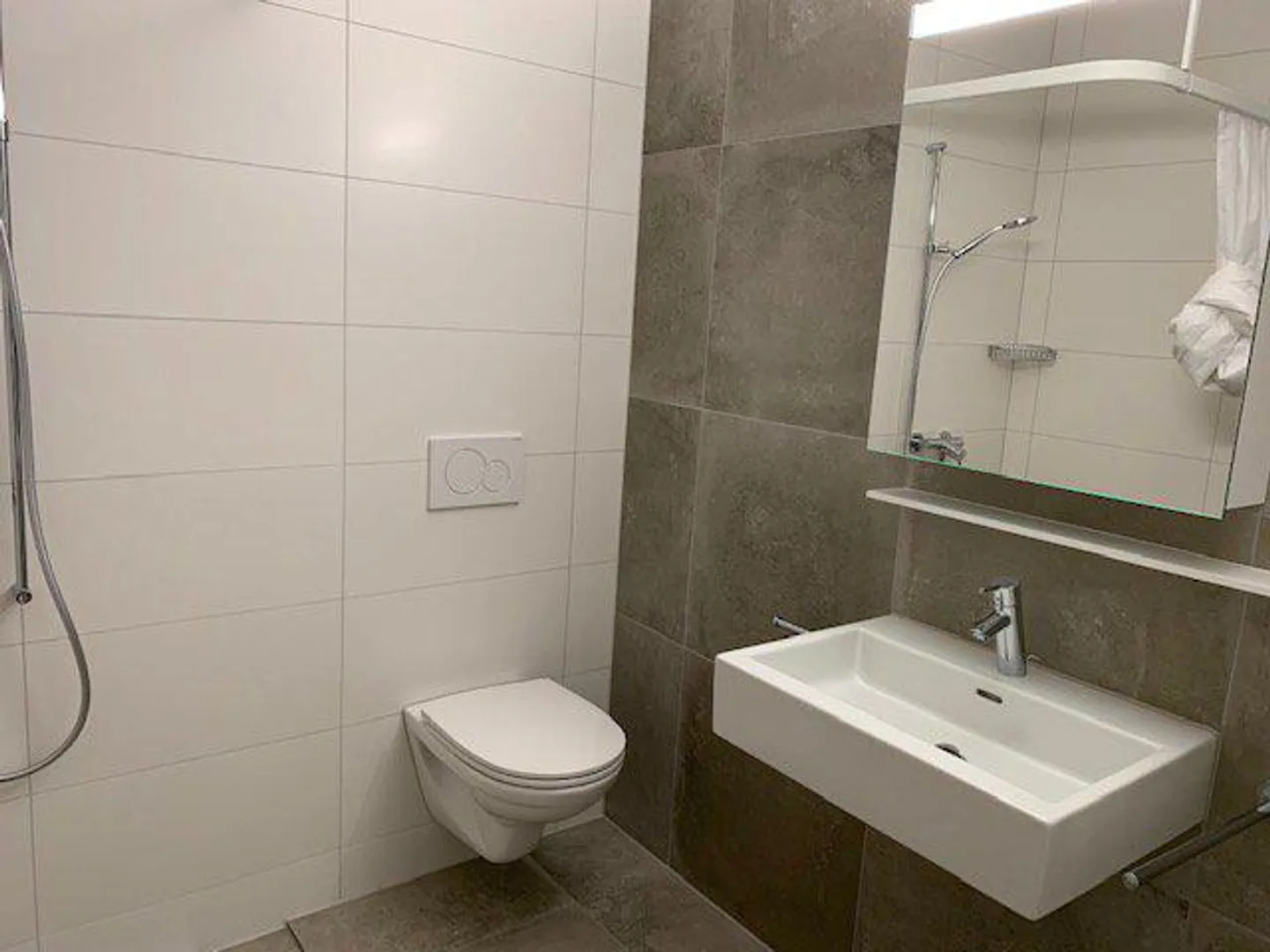 Wohnung mieten - Foto 2 von 9