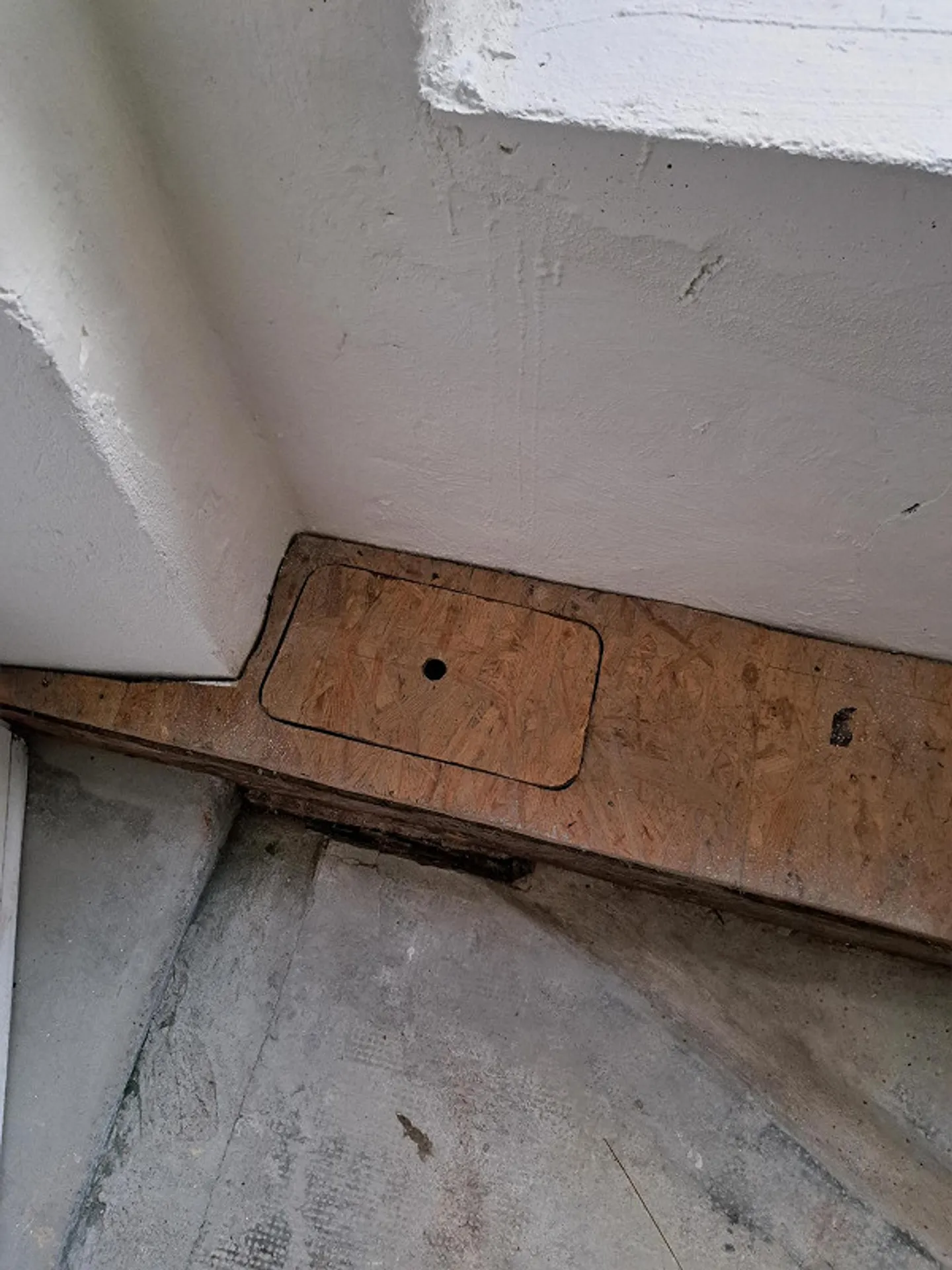 Salle de stockage/atelier - Photo 8 sur 8
