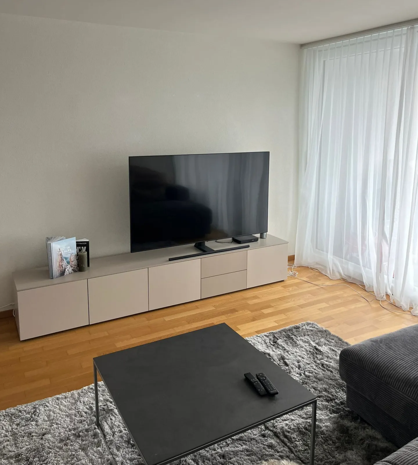 Zentrales Apartment mit Balkon - Foto 2 von 7