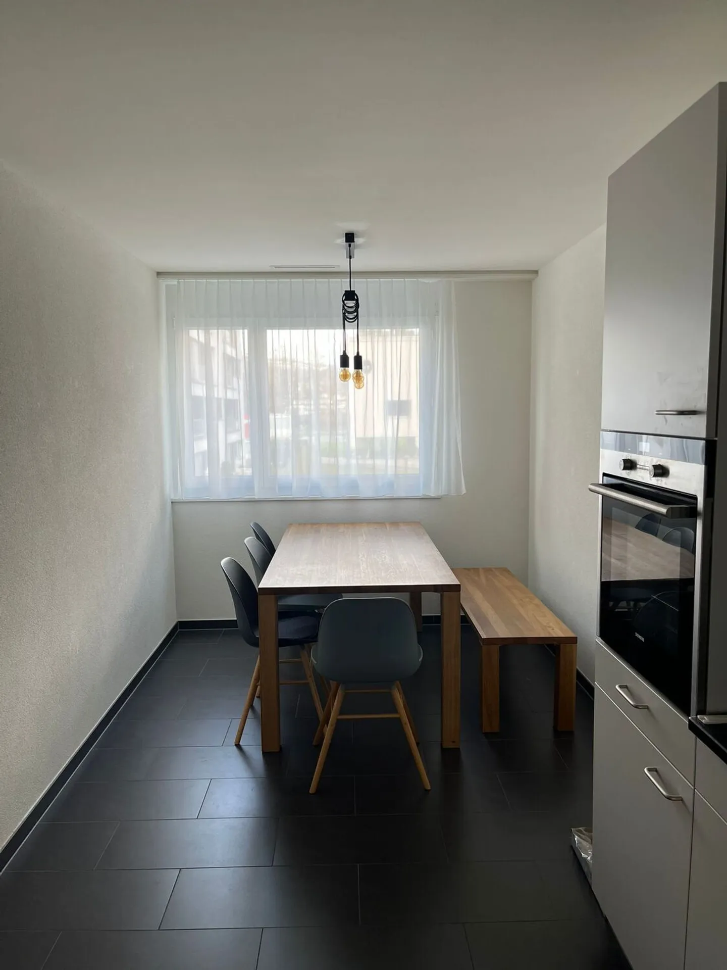 Zentrales Apartment mit Balkon - Foto 4 von 7