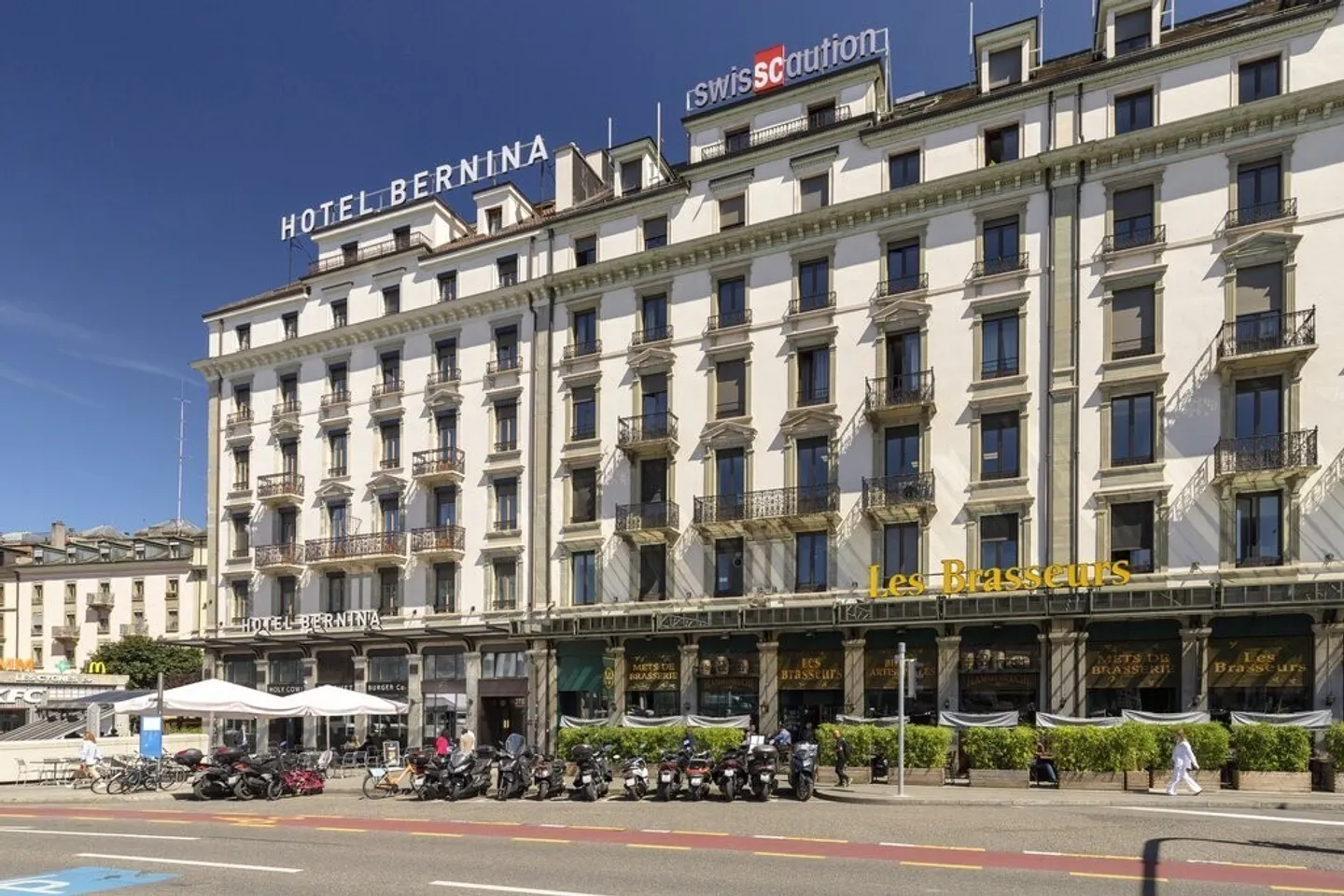 4 Chambres avec 105 m2 en face de la gare Cornavin - Photo 1 sur 2