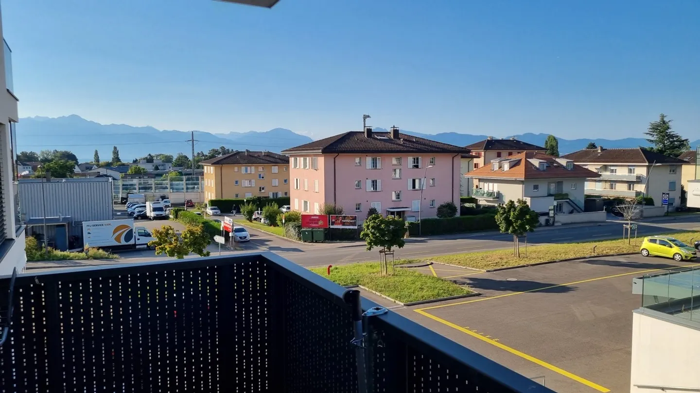 Appartement meublé (bail jusqu'au 30.09.2026) - Photo 2 sur 5