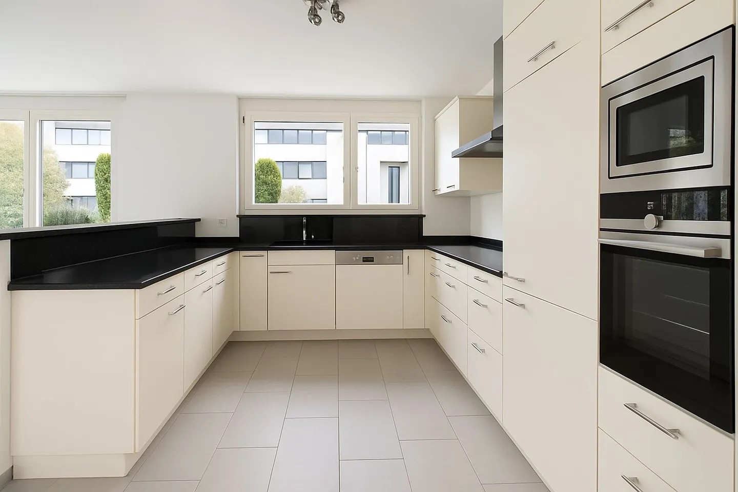 CasaBlanca - Pura Eleganza nella Casa Bianca - Foto 5 di 13