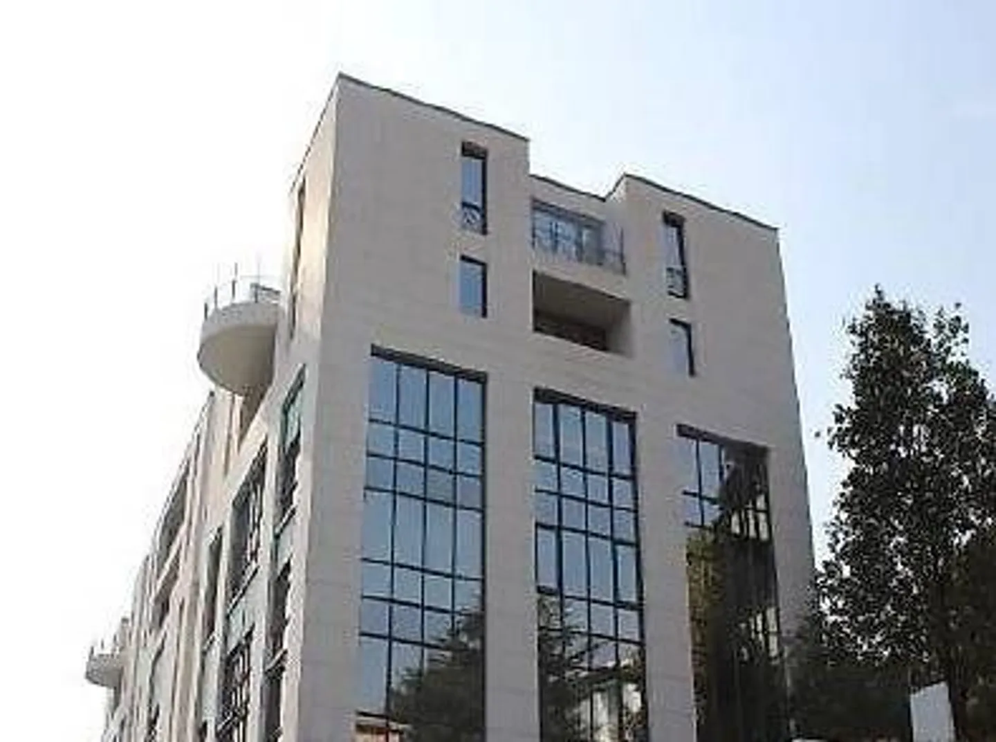 Geräumiges Büro mit Seeblick - Foto 2 von 8
