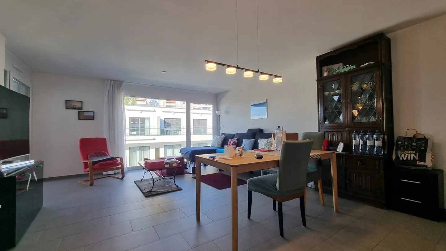 Appartement meublé (bail jusqu'au 30.09.2026) - Photo 3 sur 5