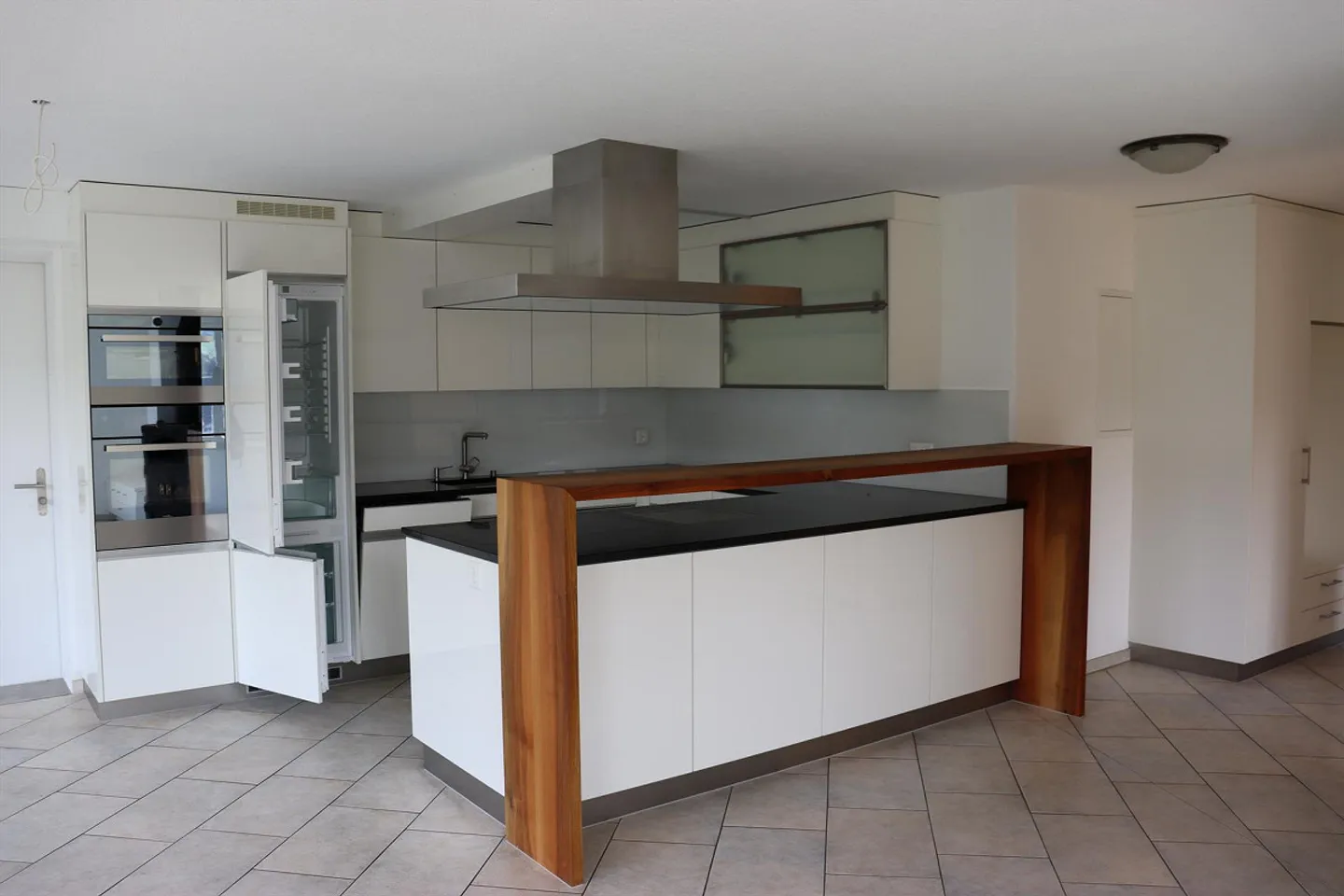 Appartement attrayant de 3,5 pièces avec garage individuel dans un emplacement ensoleillé - Photo 13 sur 18