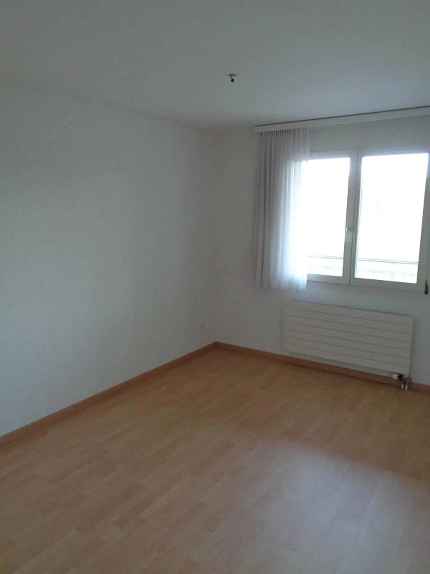 Appartement de 2½ pièces au rez-de-chaussée - Photo 5 sur 6