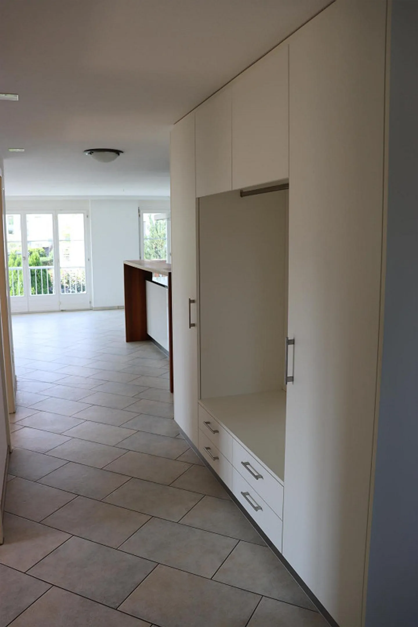 Appartement attrayant de 3,5 pièces avec garage individuel dans un emplacement ensoleillé - Photo 8 sur 18