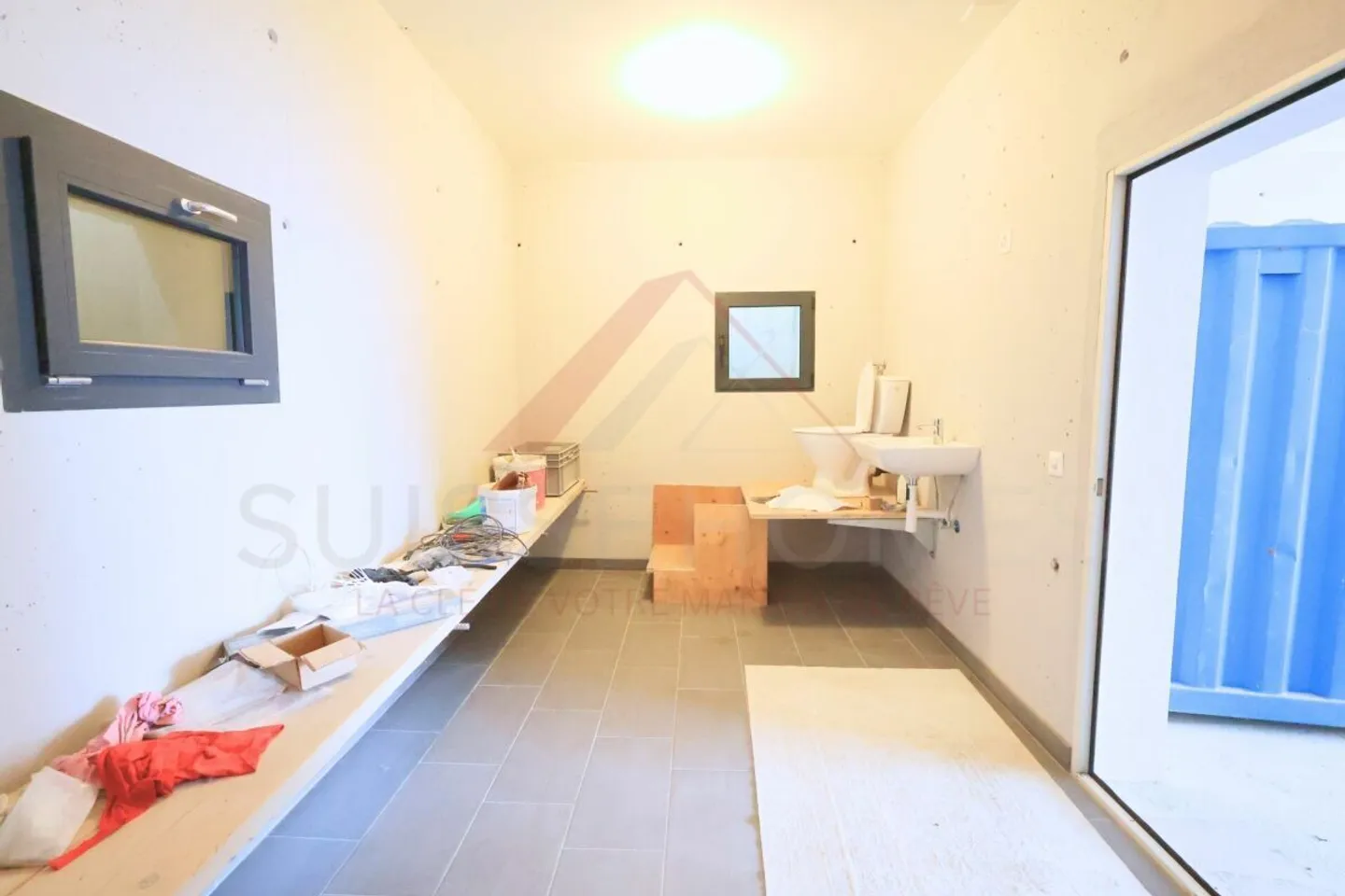 Spacious Family Villa with 6 Bedrooms and Sunny Garden - Le Mouret (FR) - Photo 23 of 27