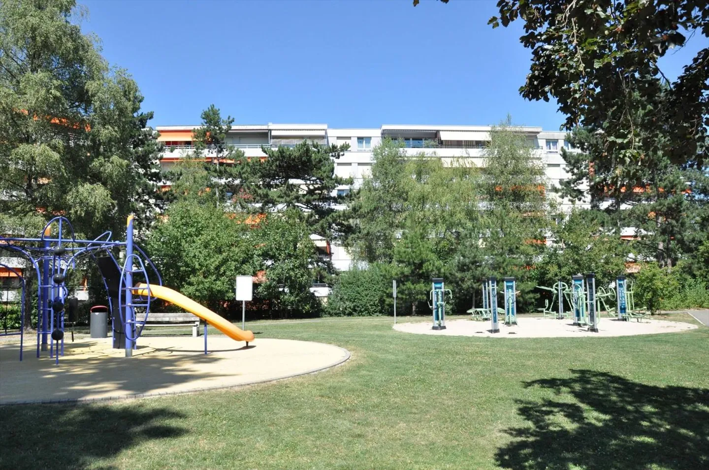 4-room apartment - Photo 2 of 9