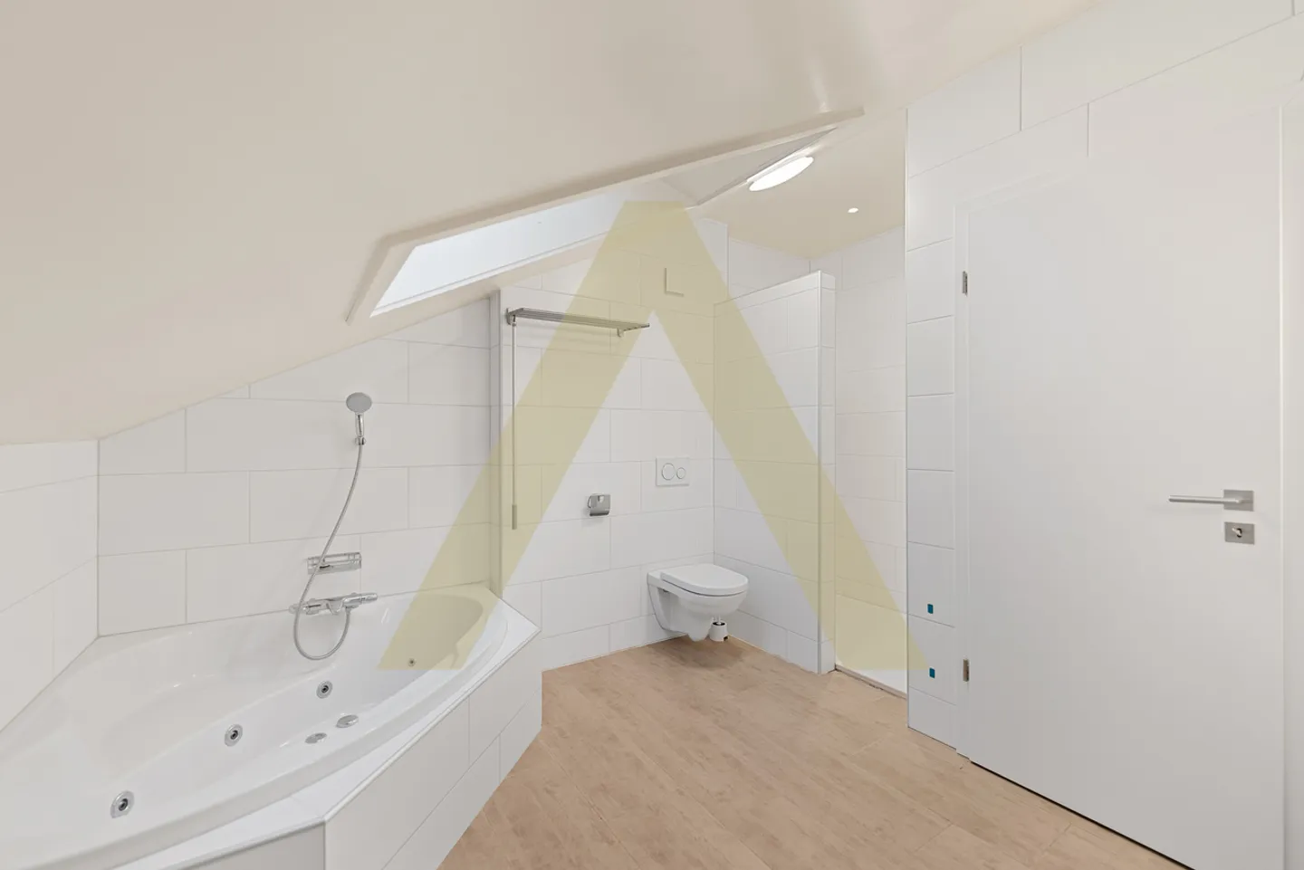 Appartamento 5.5 stanze - Foto 8 di 10