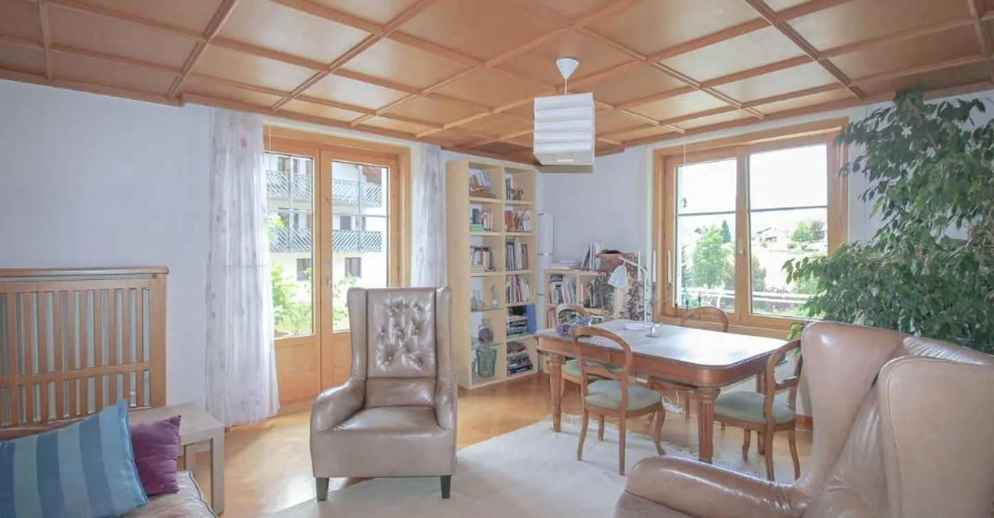 Appartement spacieux avec jardin - Photo 6 sur 11