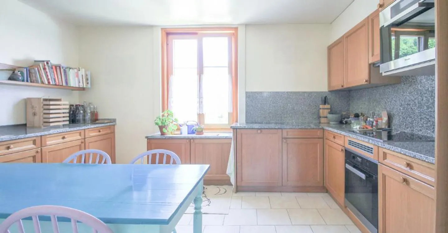 Appartement spacieux avec jardin - Photo 8 sur 11