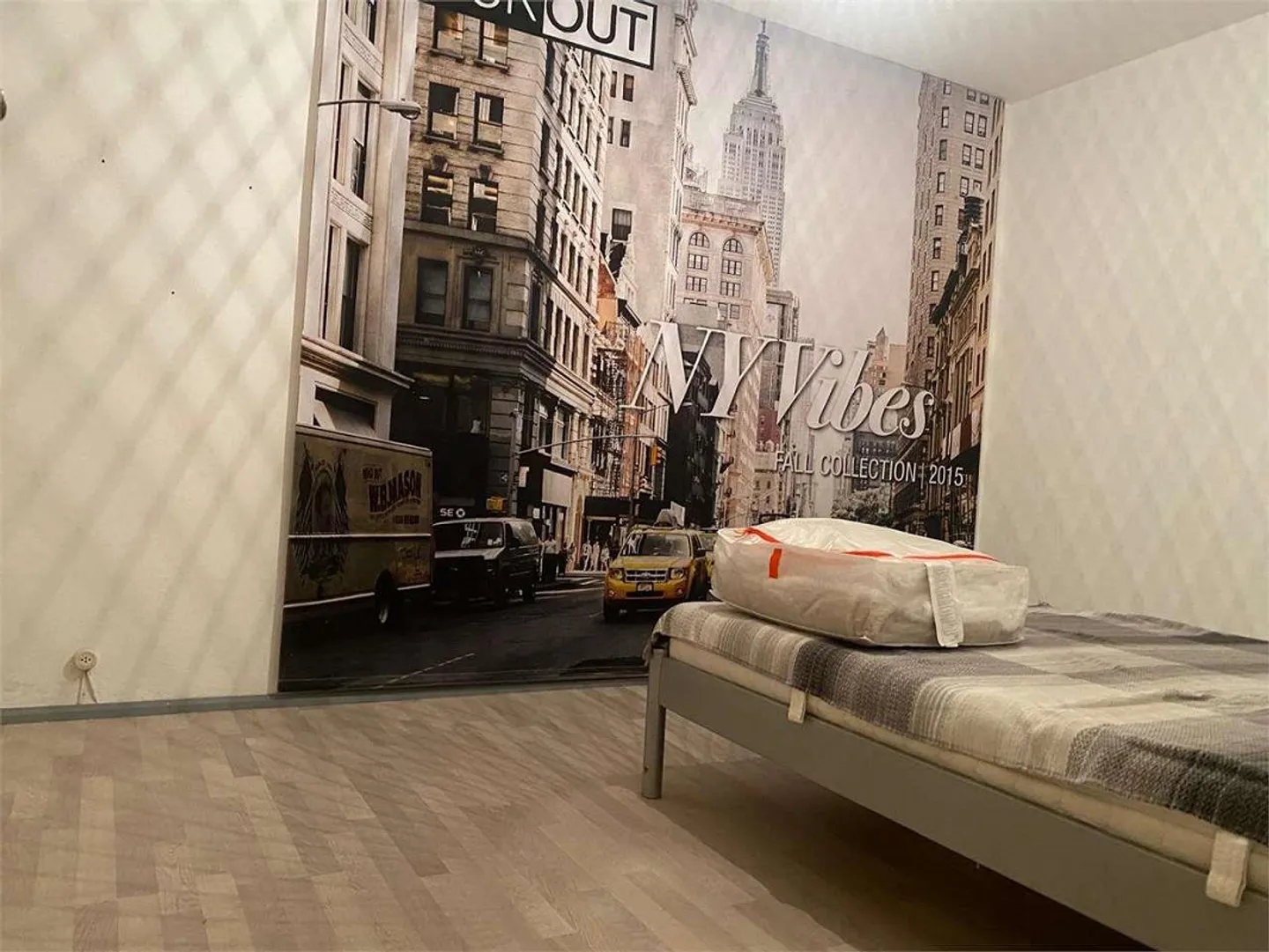 Charakteristische Zweizimmerwohnung in Carabbia mit separatem Eingang - Foto 6 von 13