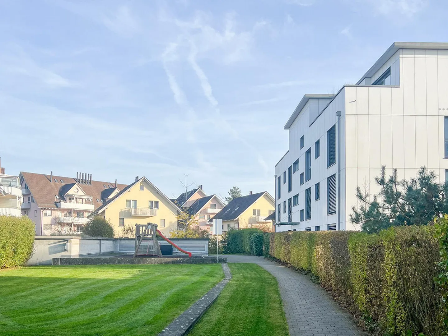 Votre nouveau chez-vous avec vue – appartement élégant de 4,5 pièces avec grand balcon - Photo 1 sur 11