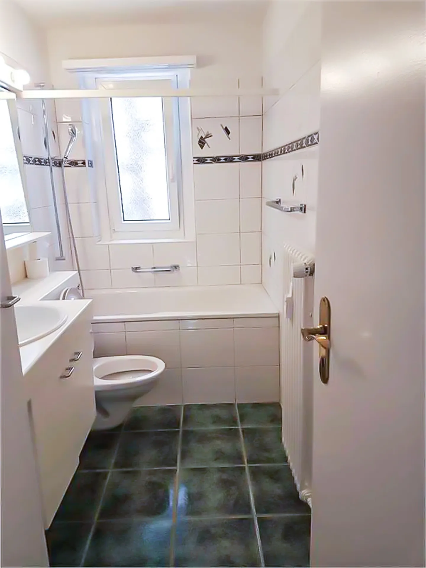 Attraktive 3.5-Zimmer-Wohnung an zentraler, sonniger Lage - Foto 6 von 7