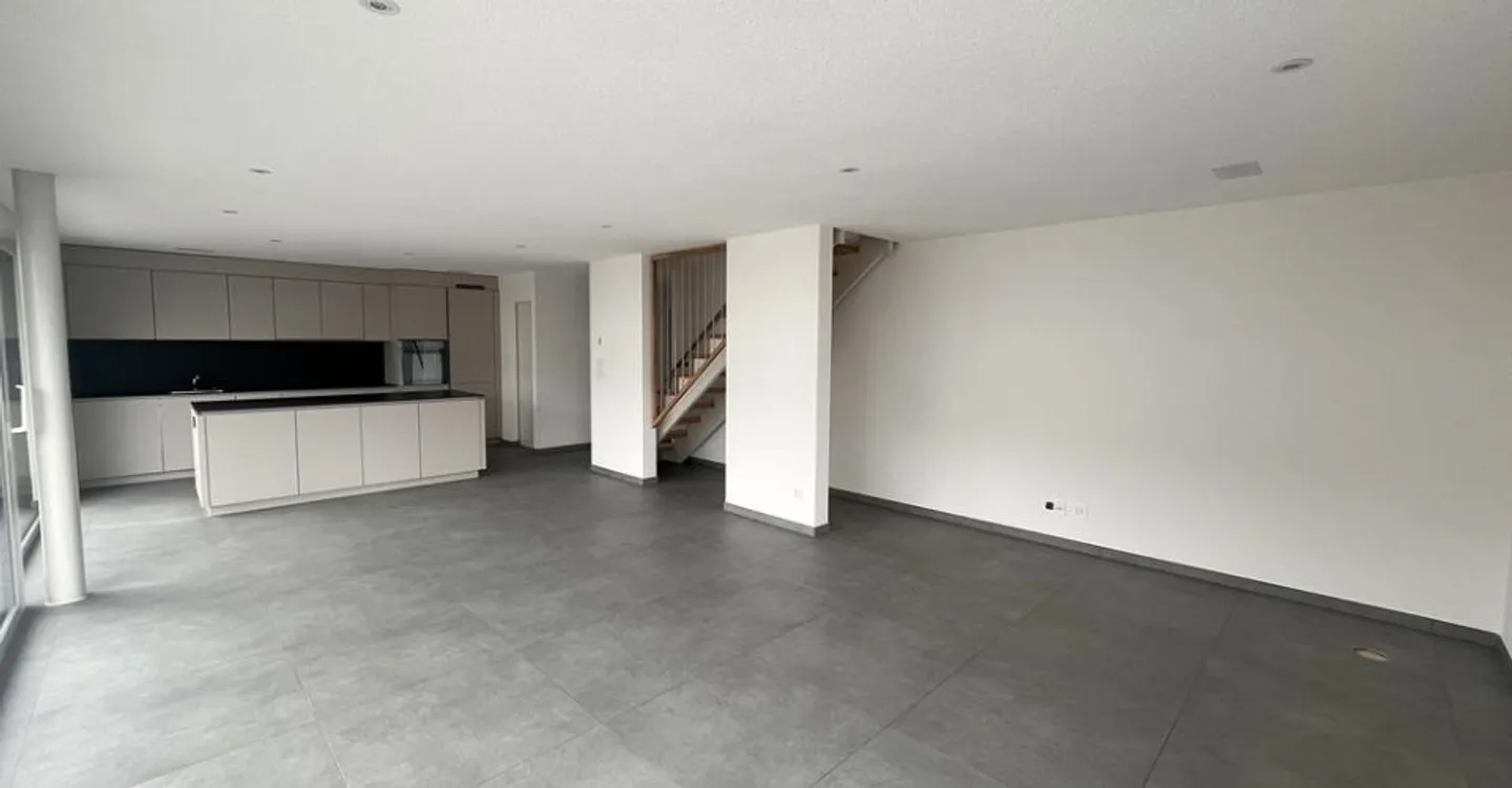 Maison Jumelée Moderne - Photo 5 sur 12