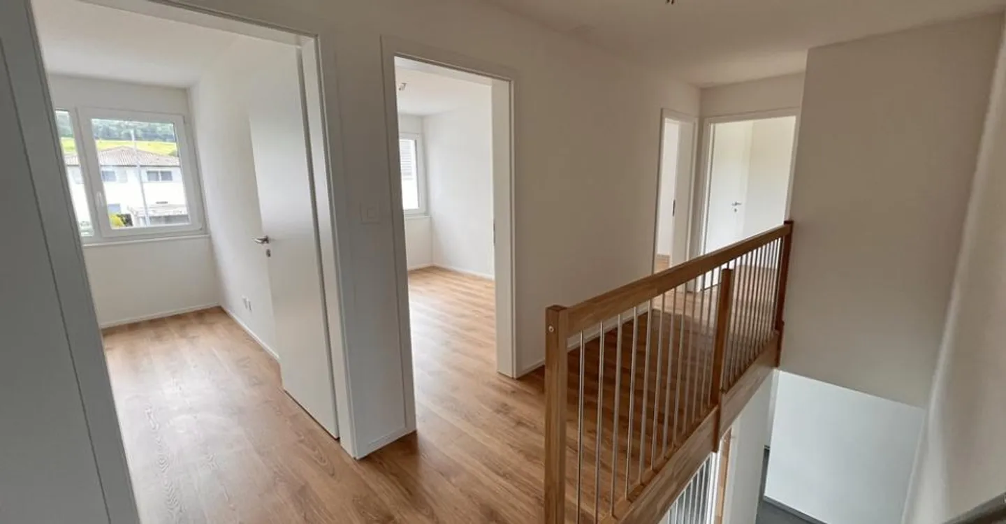 Maison Jumelée Moderne - Photo 10 sur 12