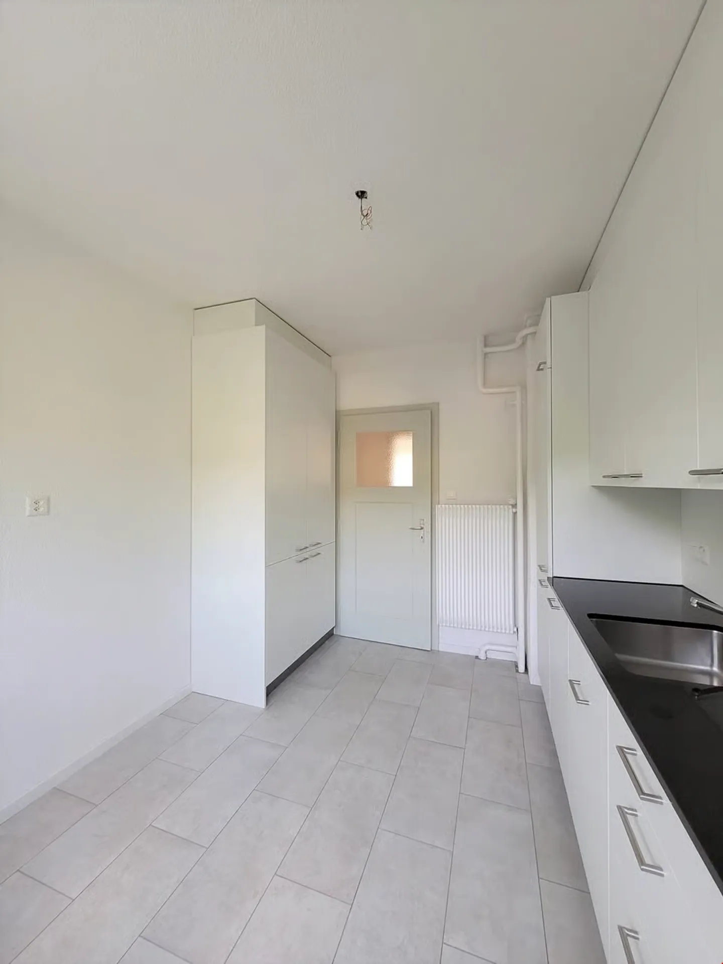Helle Wohnung mit Mansardenzimmer - Foto 3 von 13