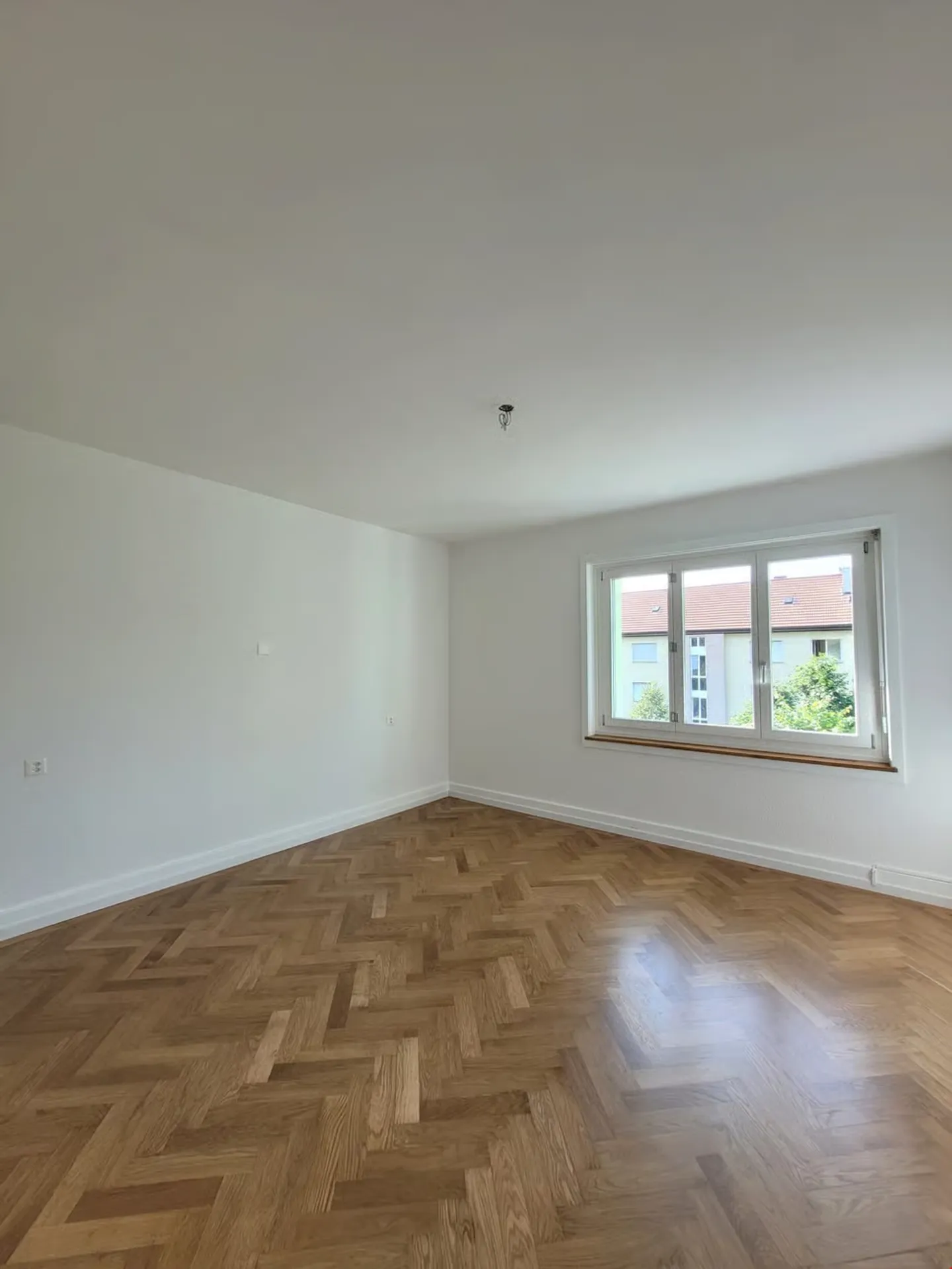 Helle Wohnung mit Mansardenzimmer - Foto 7 von 13