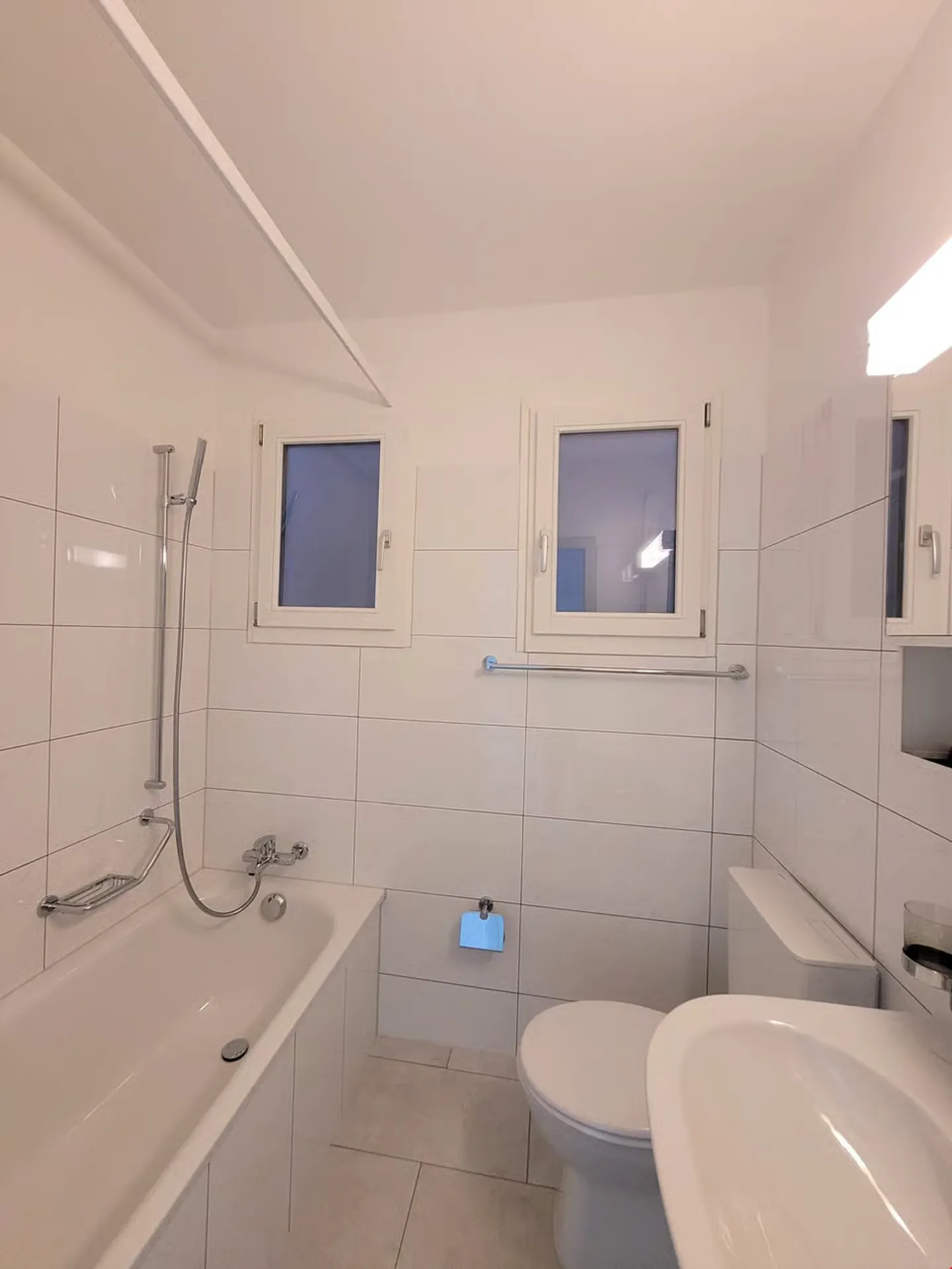 Helle Wohnung mit Mansardenzimmer - Foto 9 von 13