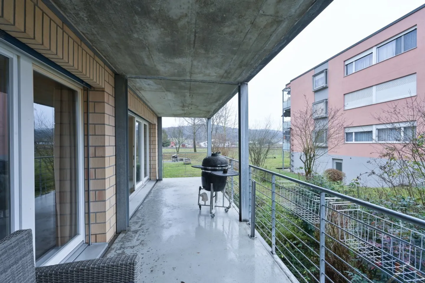 2.5 Room Apartment with Large Balcony - Photo 7 of 13