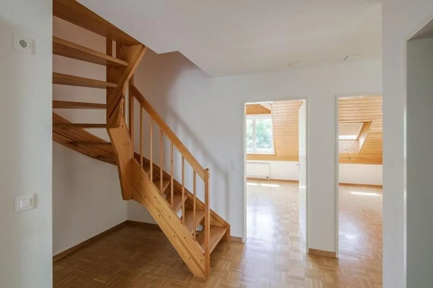 AFFITTARE SENZA CAUZIONE - Comfort abitativo in un ambiente adatto alle famiglie - Foto 6 di 10