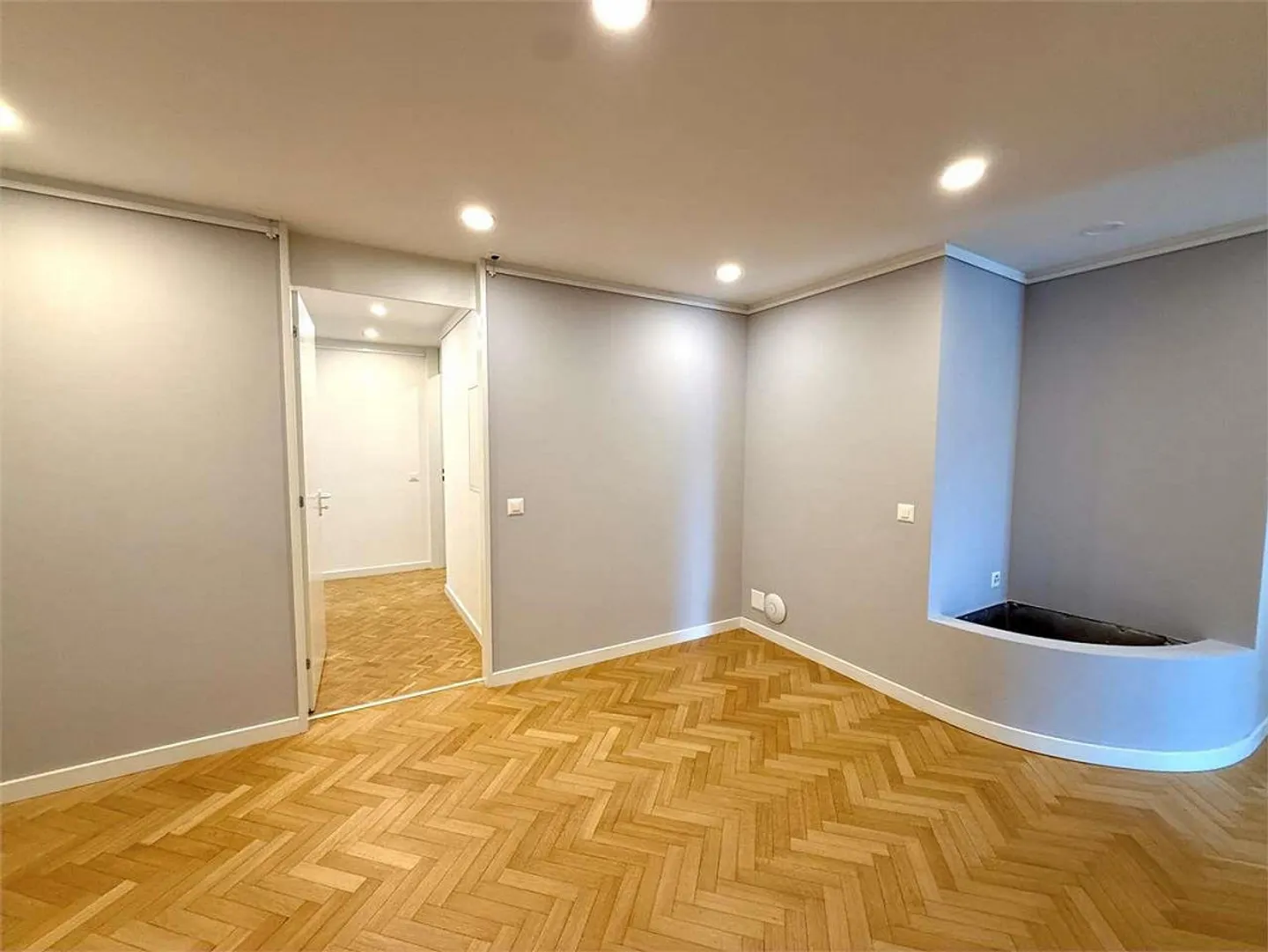 Appartamento di 6,5 locali con grande terrazzo vista lago a Lugano - Foto 9 di 13