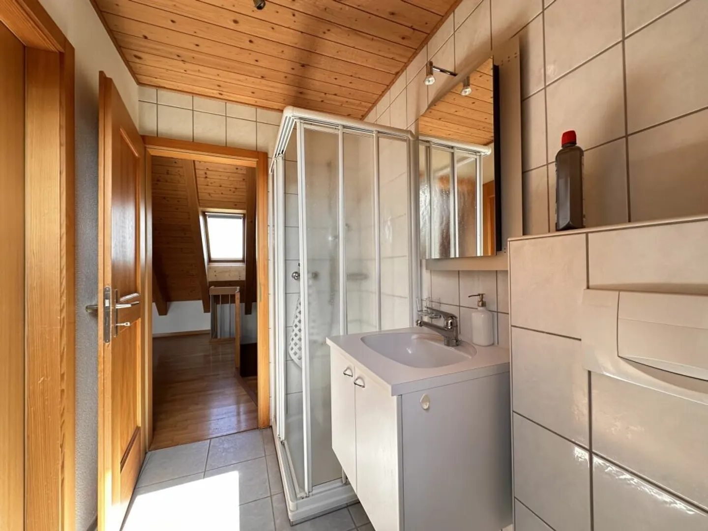Charmantes Chalet mit Toller Aussicht - Foto 7 von 9