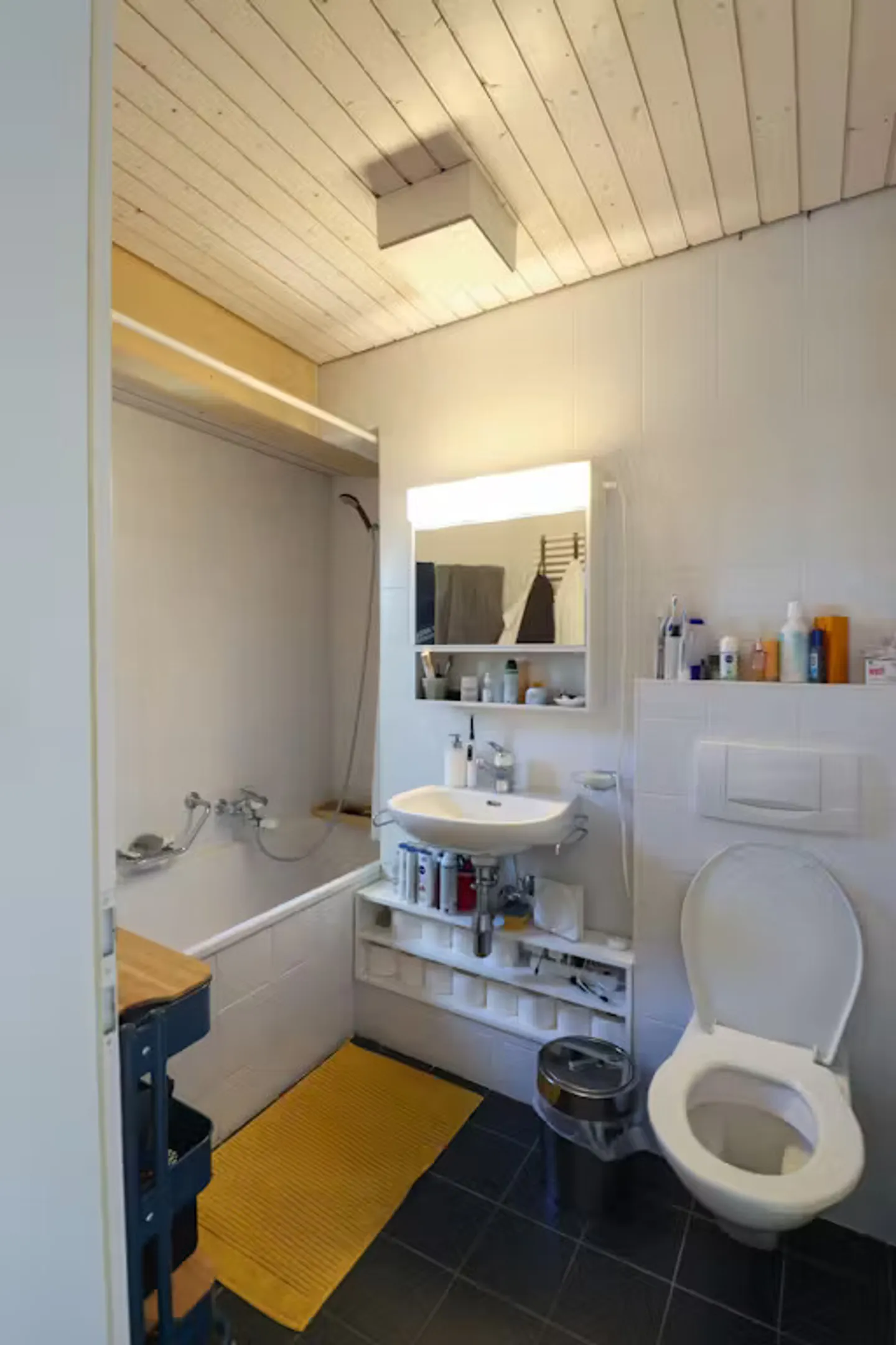 Apartment for rent - Photo 8 of 10