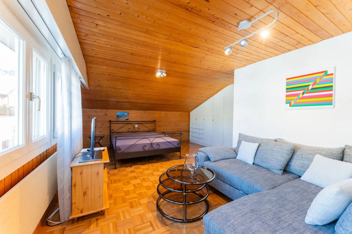 Charmante appartement sous les toits de 1,5 pièce dans le paradis d'hiver Ybrig! - Photo 1 sur 10