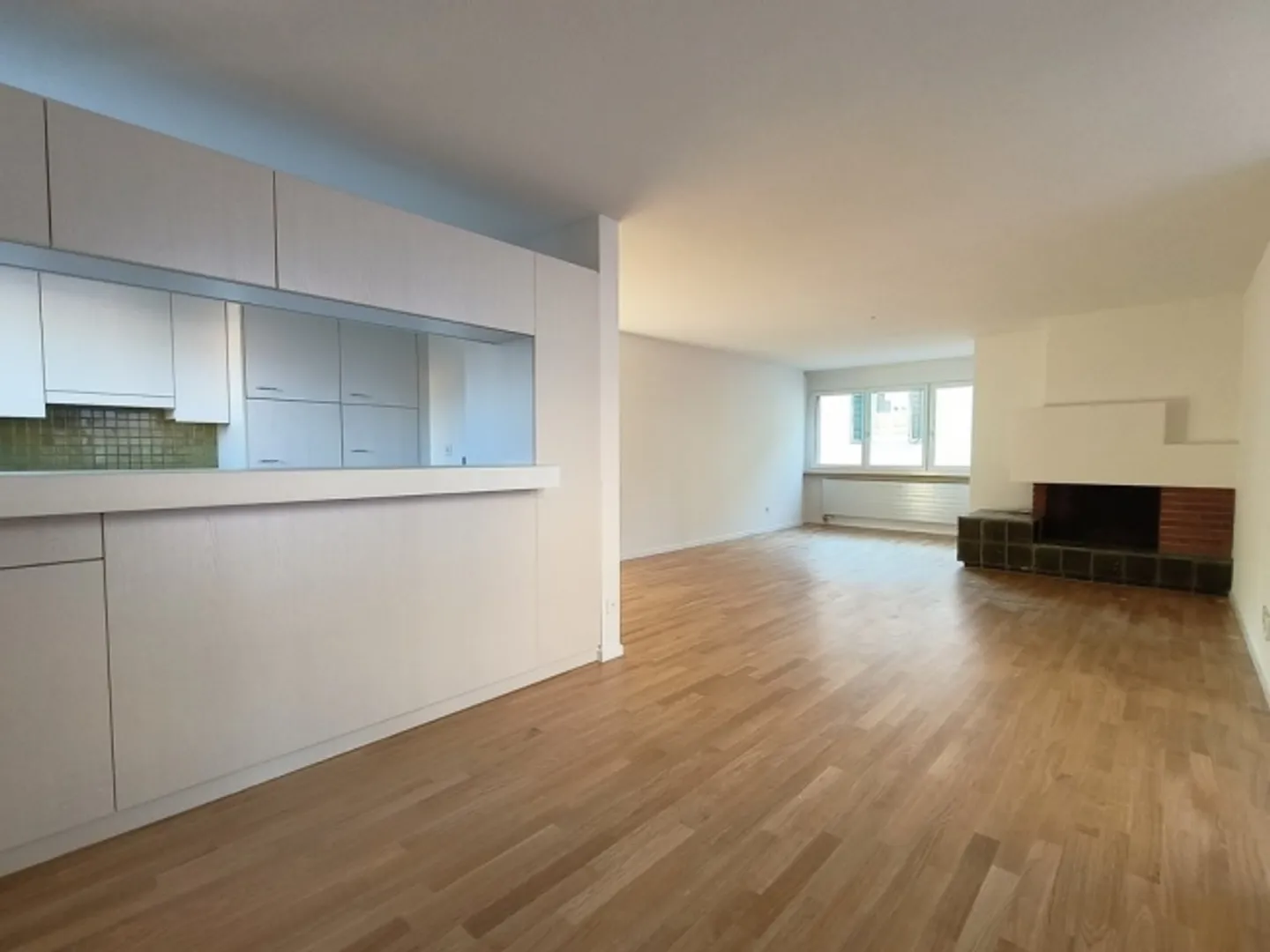 «Attraktive 2.5-Zimmerwohnung mit Cheminée an bester Lage» - Foto 4 von 8