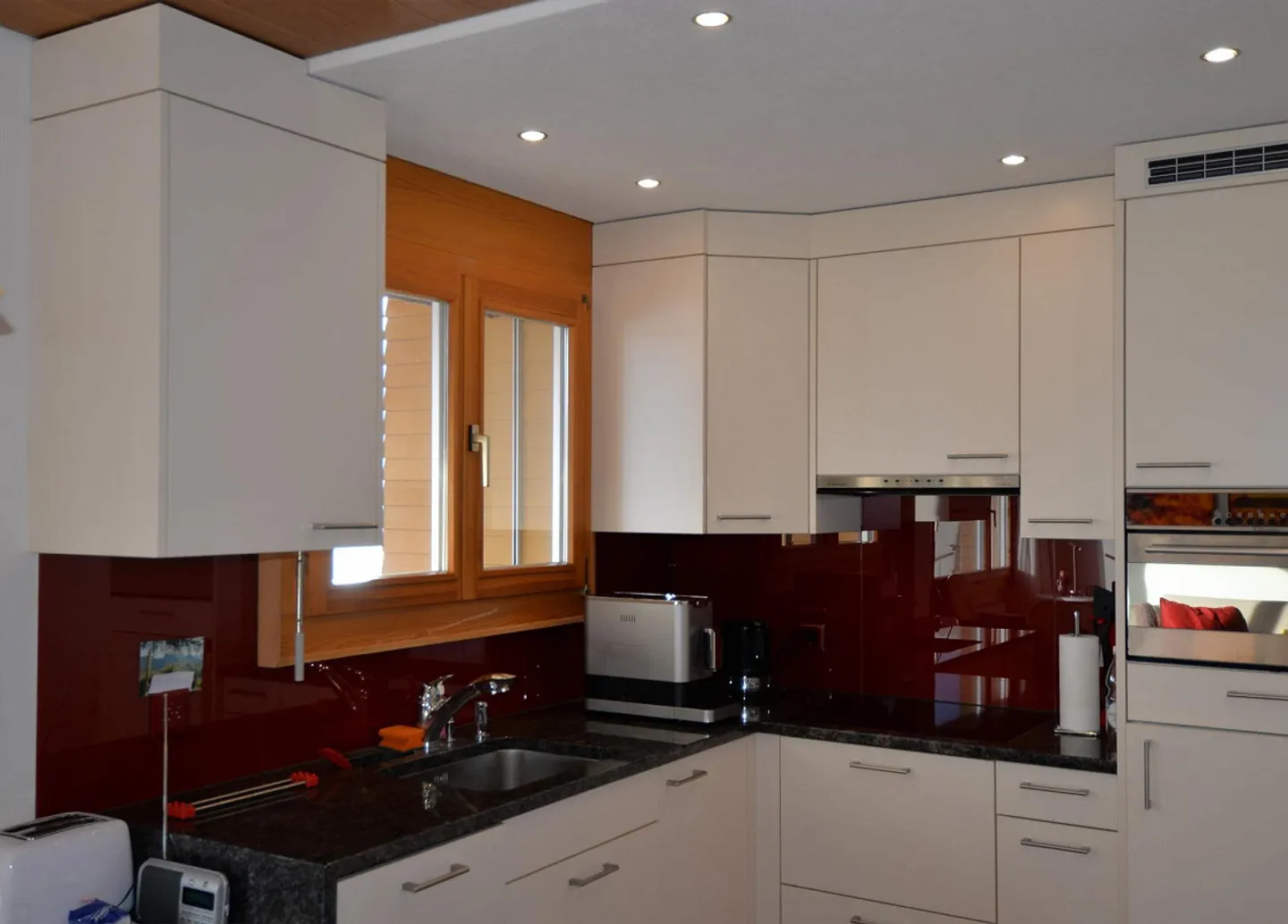 Cozy 2.5-Room Apartment - Photo 4 of 10