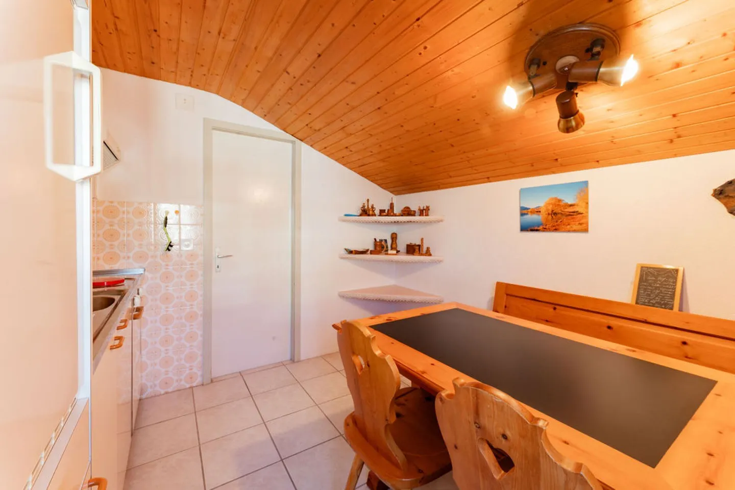 Charmante appartement sous les toits de 1,5 pièce dans le paradis d'hiver Ybrig! - Photo 5 sur 10