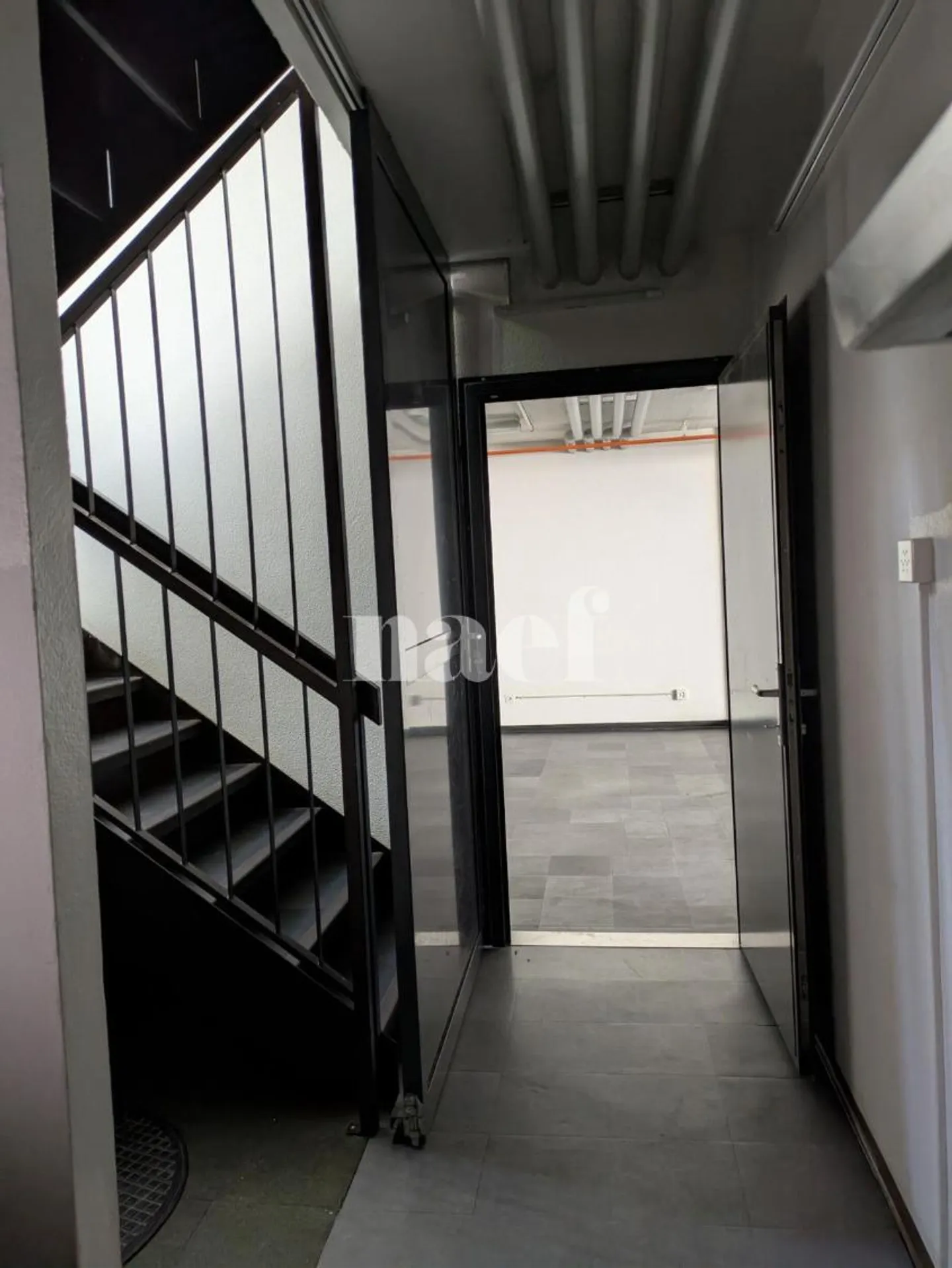 Espace Commercial Lumineux - Photo 11 sur 13