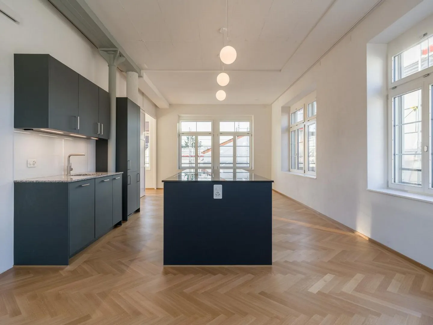 Appartamento loft unico di 3,5 stanze in stile industriale - Foto 1 di 8