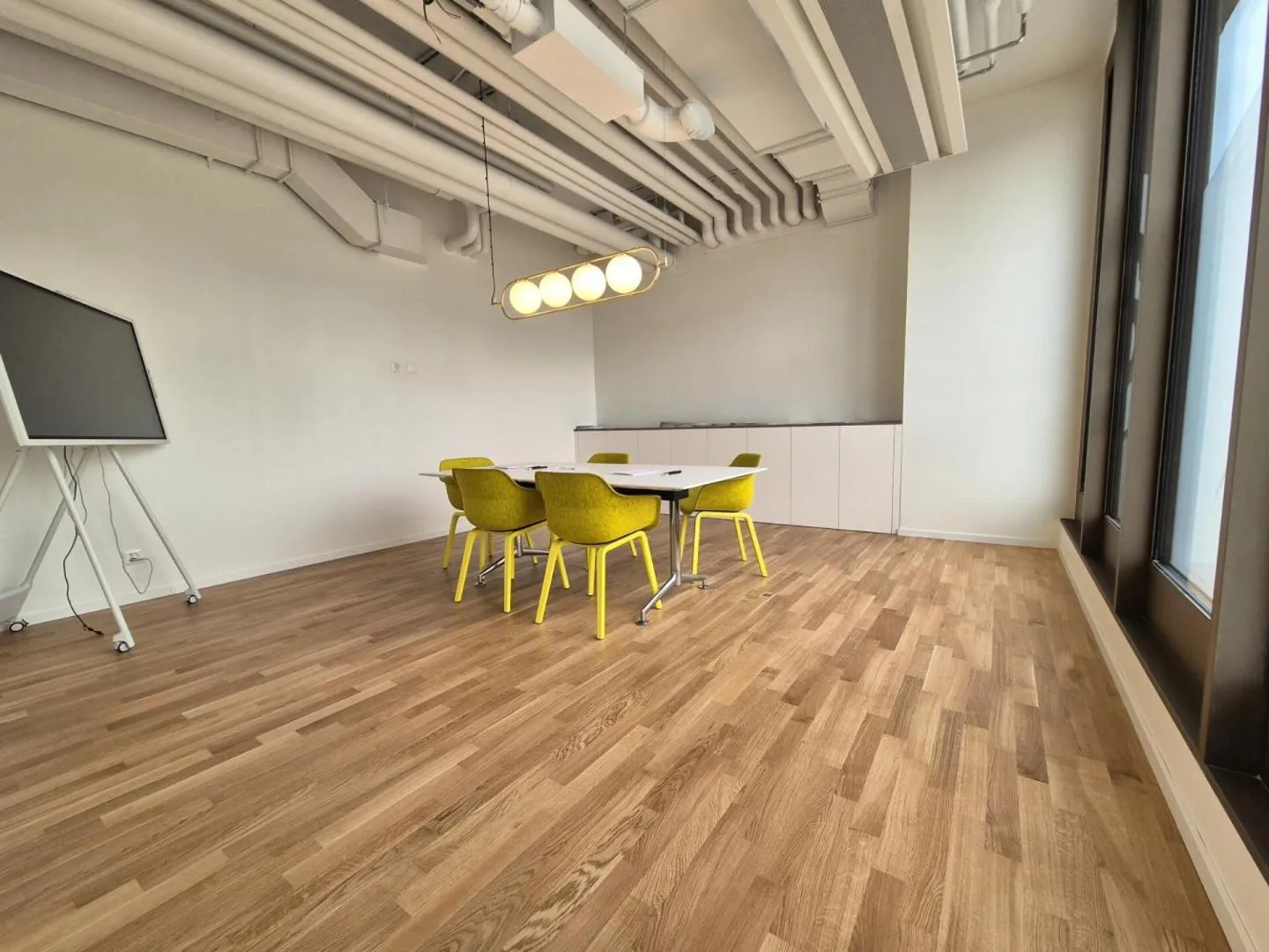 Espace Bureau Moderne à l'Écoquartier - Photo 4 sur 12