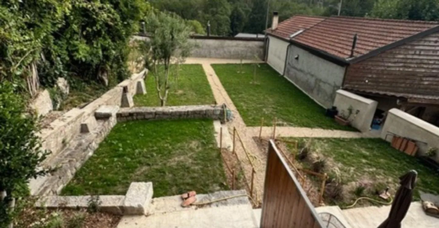 Old farmhouse transformed into a triplex of 6.5 rooms in Avusy - Photo 11 of 11