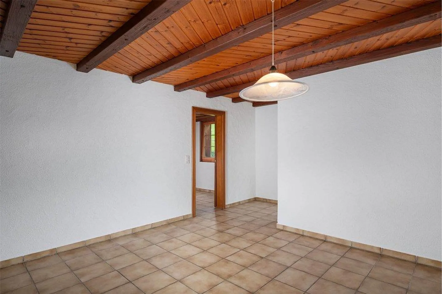 Appartamento 3,5 locali con area giardino privata - Foto 3 di 13