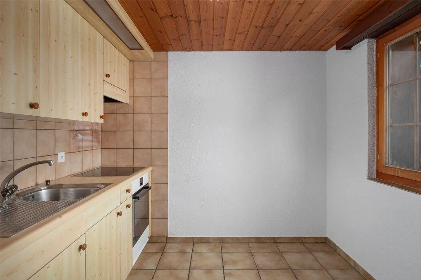 Appartamento 3,5 locali con area giardino privata - Foto 5 di 13