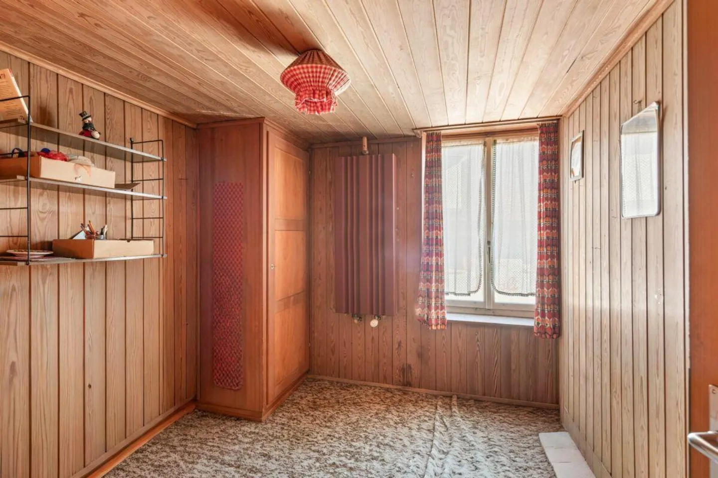 Maison multifamiliale avec dépendance et jardin au centre de Pfäffikon - Photo 14 sur 20