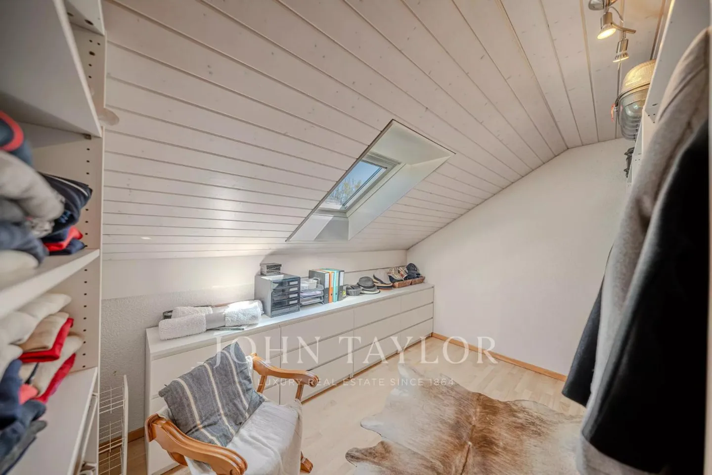 Villa spacieuse avec piscine - Photo 8 sur 13