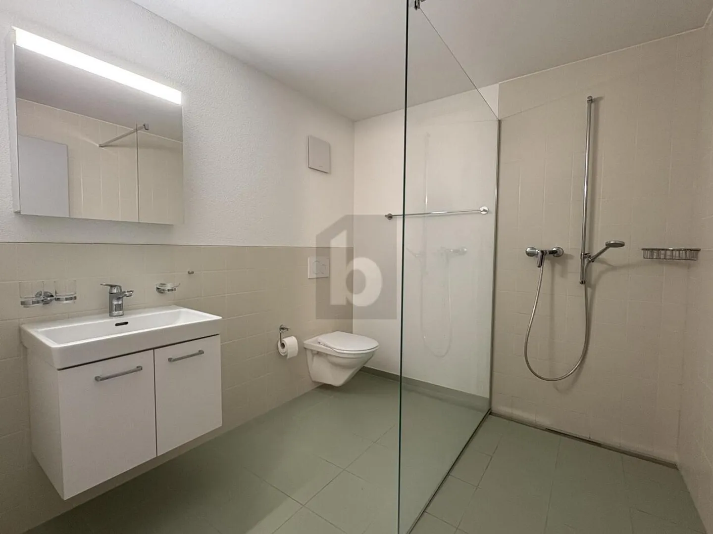 Exclusif dans un Emplacement Calme avec Vue Panoramique - Photo 3 sur 6