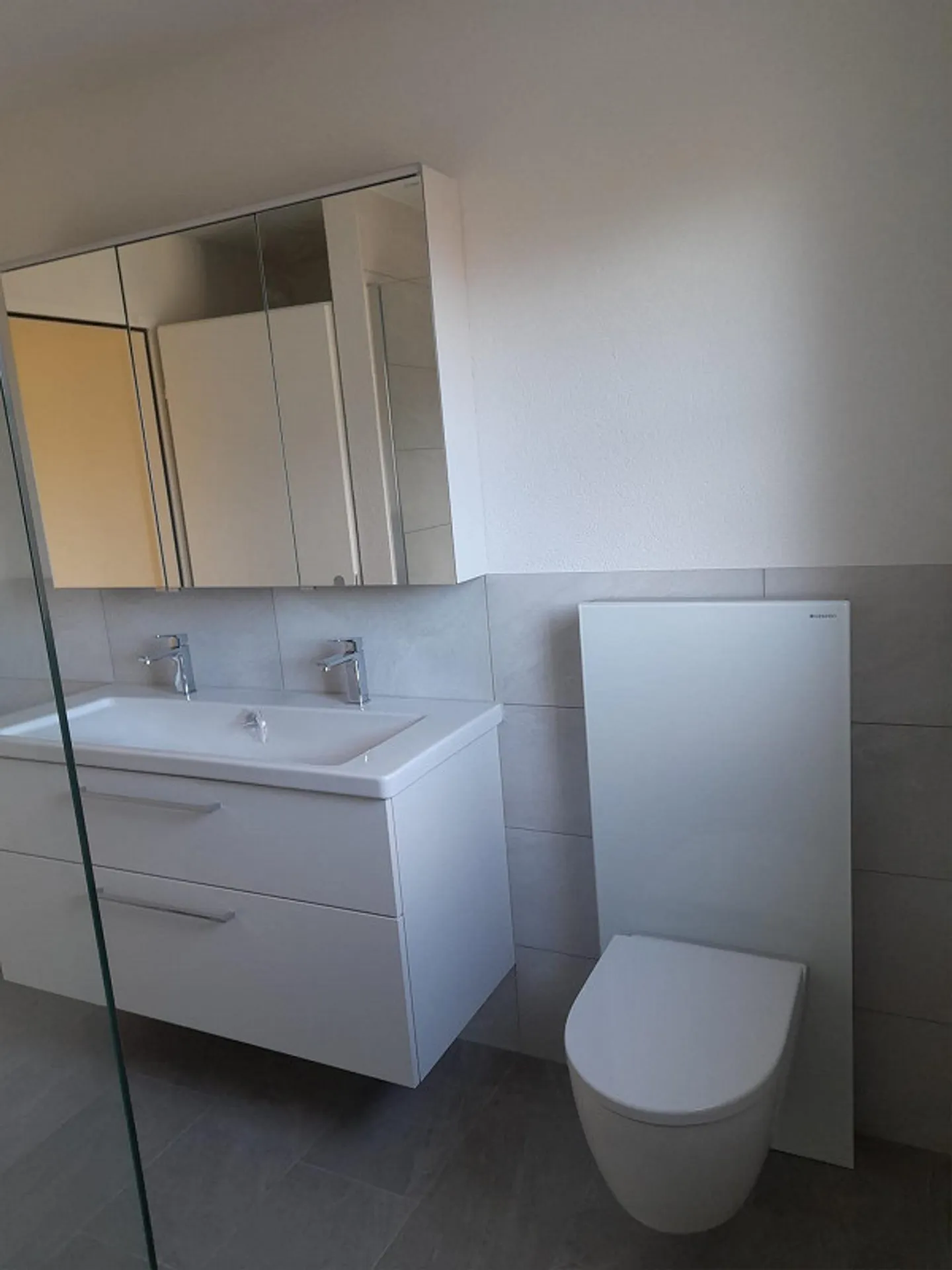 Grosse, totalsanierte 3.5-ZiWhg mit Balkon und Kellerabteil - Foto 7 von 10