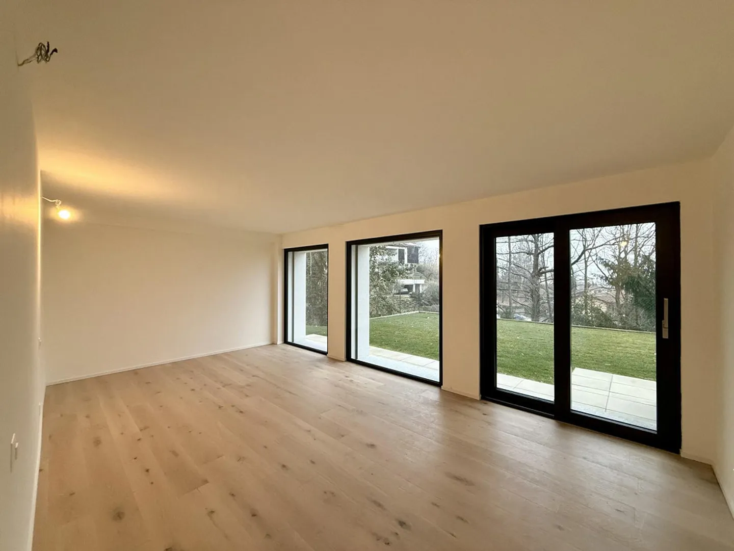 Villa prestigiosa 5.5 con vista panoramica a Breganzona - Foto 8 di 10