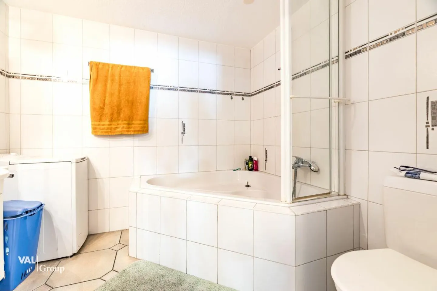 Helle Wohnung mit zwei Balkonen - Foto 10 von 15